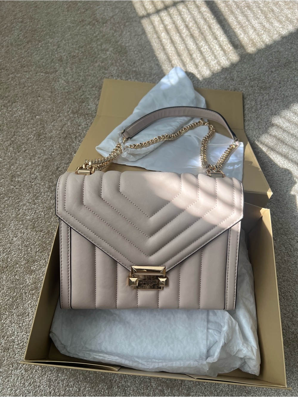 BRAND NEW-NEVER USED Micheal Kors Quilted Handbag